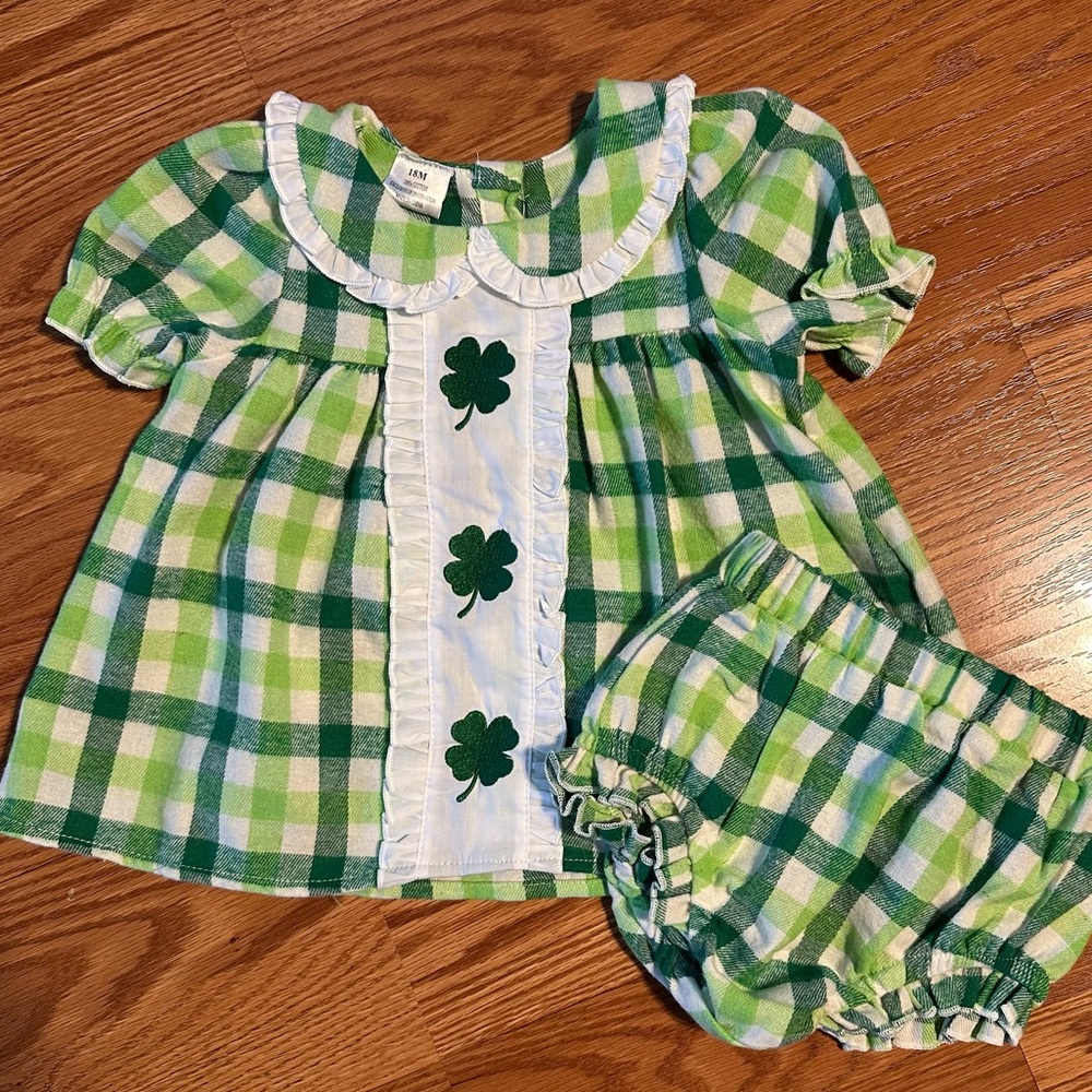NWT Green Cotton Plaid Dress and Bloomers with Shamrock Accents